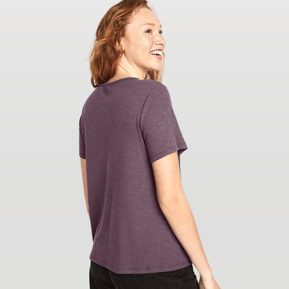 Old Navy Luxe Ribbed Slub-Knit Short Sleeve Crew Neck T-Shirt in Lavender Purple - Picture 4 of 9